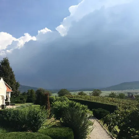 Harsfa Vendeghaz Ferienhaus *